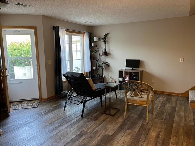 Building Photo - 1585 Serenity Ln