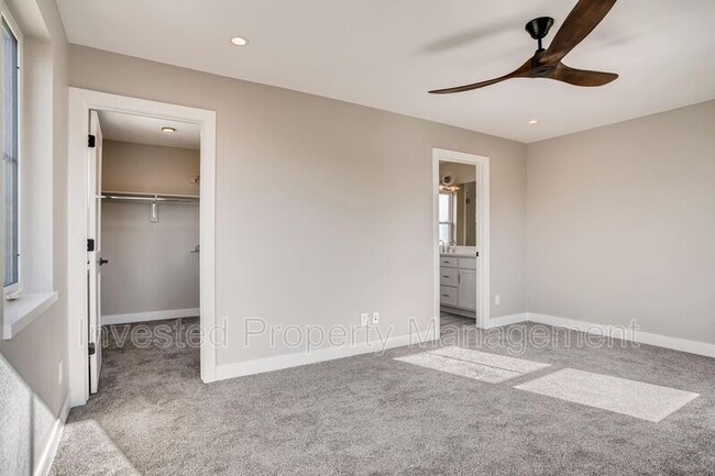 Building Photo - 3765 Steele St