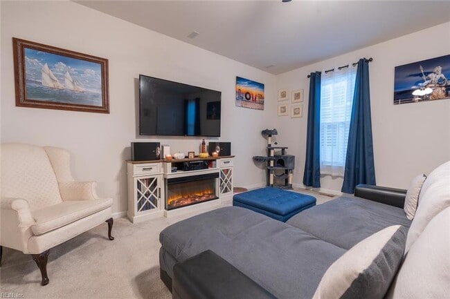 Building Photo - 605 Brickell Chase