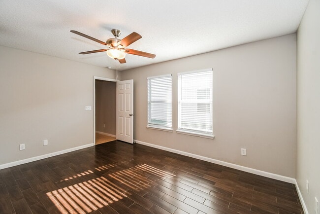 Building Photo - 734 Celebration Lane