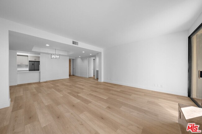 Building Photo - 235 S Tower Dr