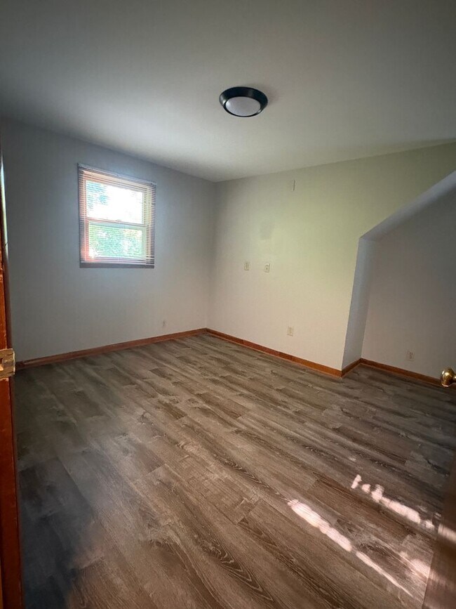 Building Photo - 3460 N 91st St