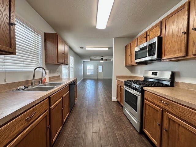 Building Photo - 10403 Hurst Hill Ln