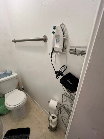 Building Photo - 688 Nebraska St