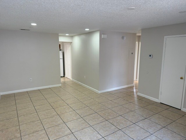 Building Photo - 4187 Corsair Ave