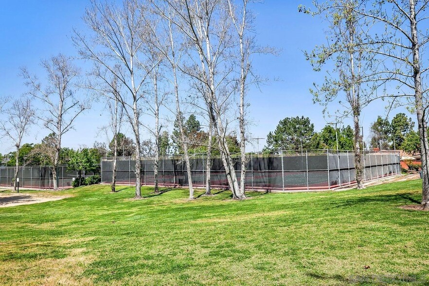 Building Photo - 10743 Cariuto Ct