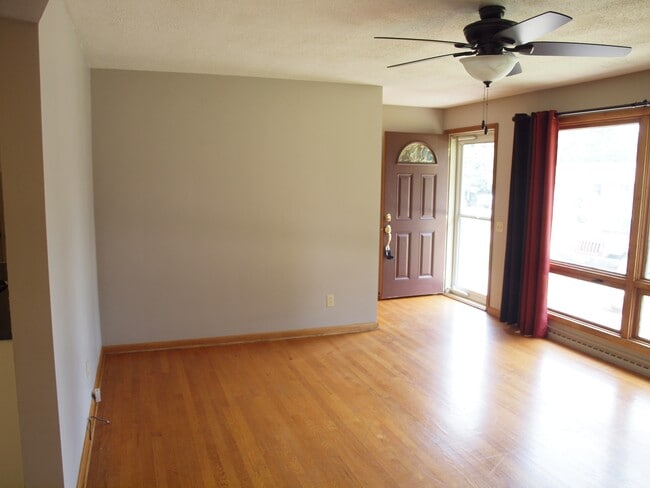 Building Photo - 5551 Thunderbird Cir NW