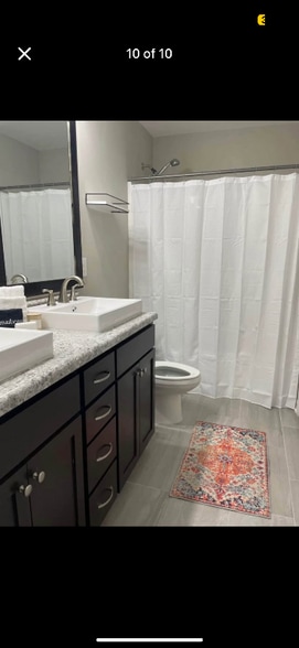 Building Photo - 448 Eisenhower Dr