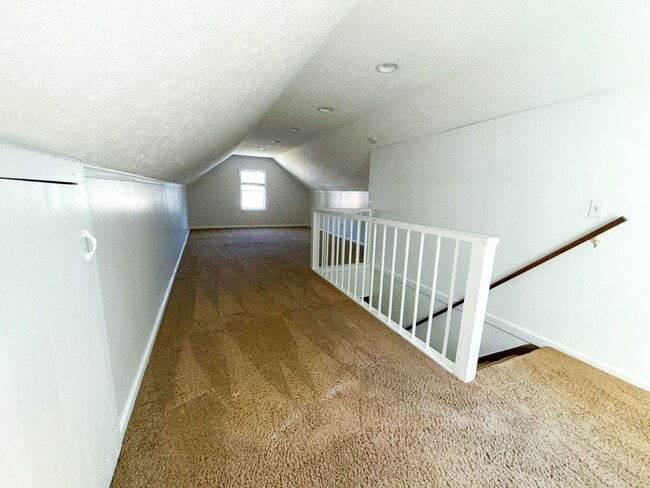 Building Photo - Charming 3-Bed Home Near ODU & OSU Med – F...