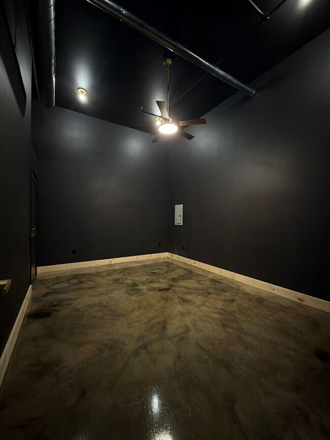 Building Photo - 2 bedroom/1 bathroom NEW LUXURY apartment in Red Lion, PA