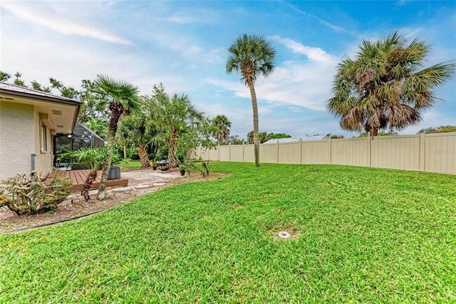 Building Photo - 451 N Shore Dr