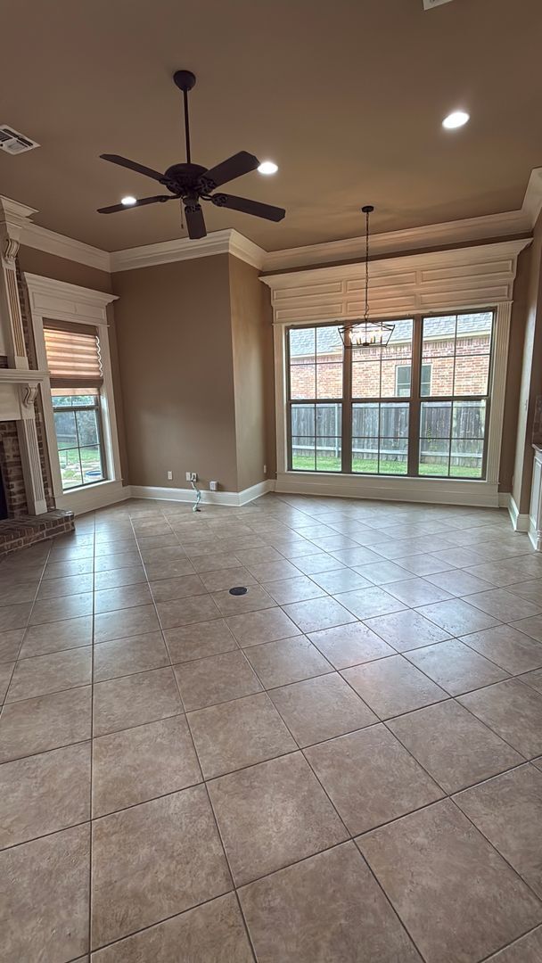 Building Photo - Rental Property in Twelve Oaks