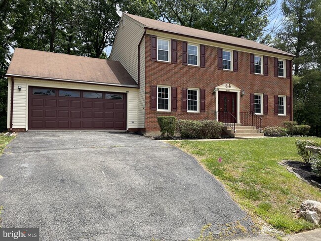 Building Photo - 6463 Honey Tree Ct