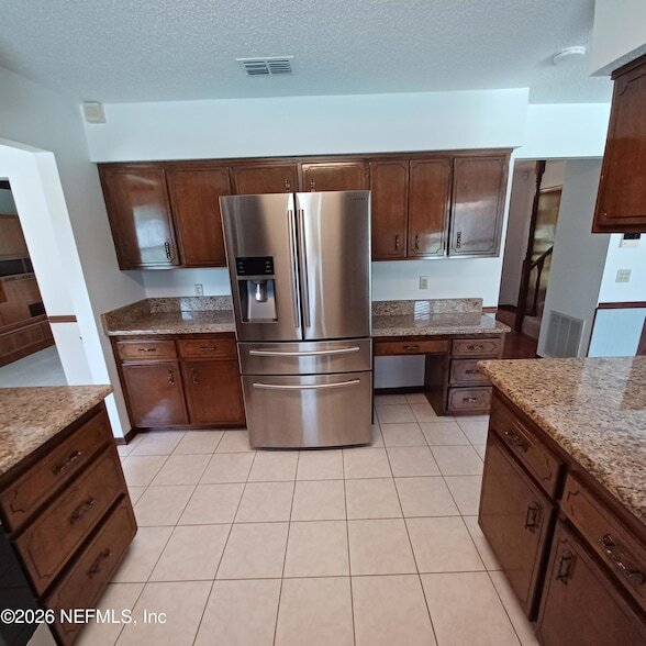 Building Photo - 2295 Foxwood Dr