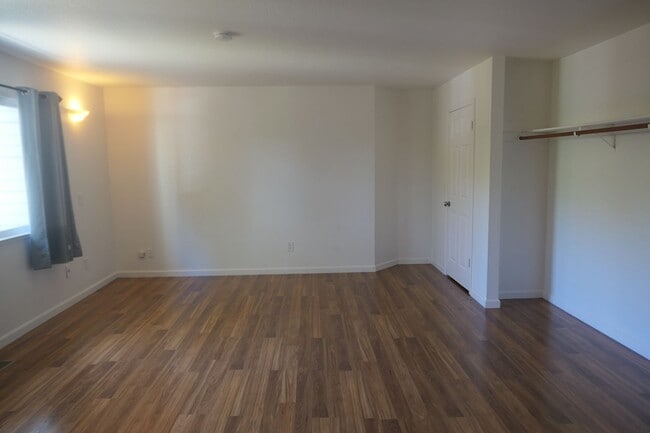 Building Photo - 69 Maranatha Dr