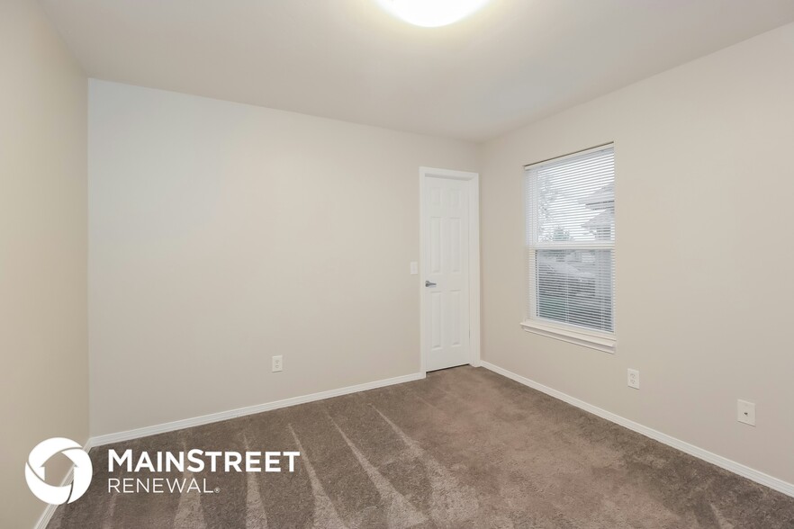 Building Photo - 14613 Moon Daisy Dr