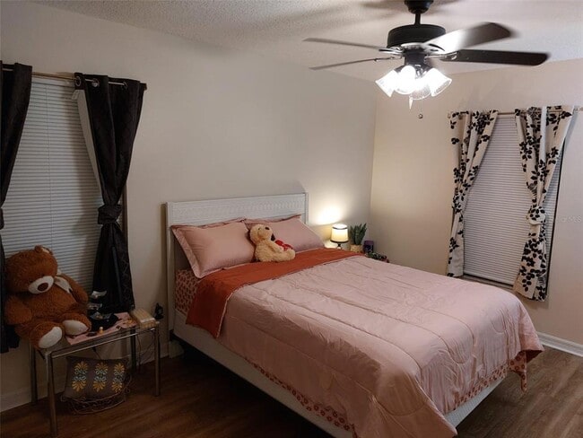 Building Photo - 307 S Oakland Ave