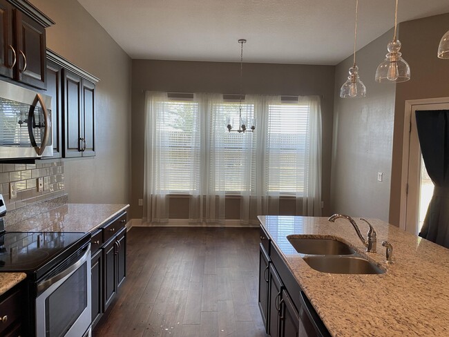 Building Photo - 8544 Holley Hills Cir