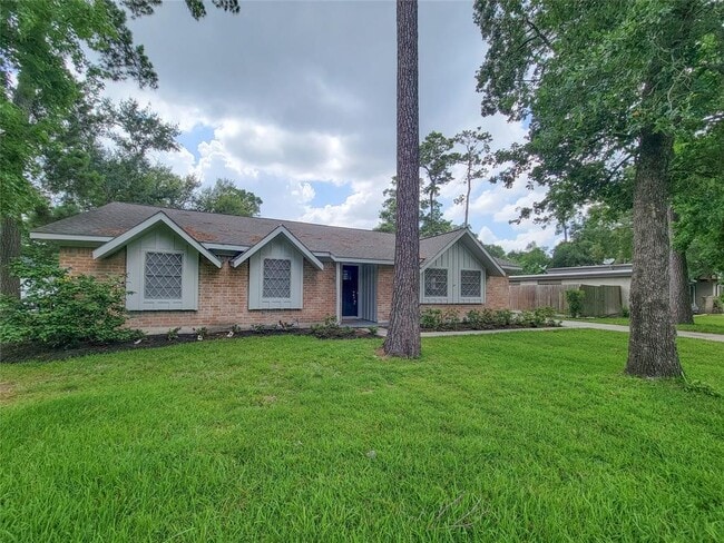 Building Photo - 25911 Maplewood Dr