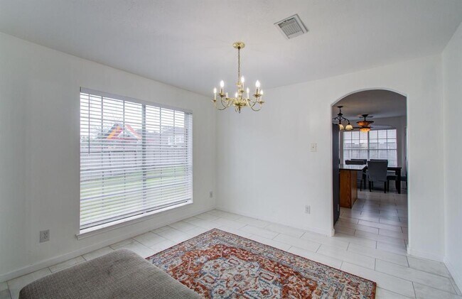 Building Photo - 12702 Autumn Glen Dr