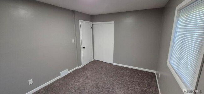 Building Photo - 6253 Cramlane Dr
