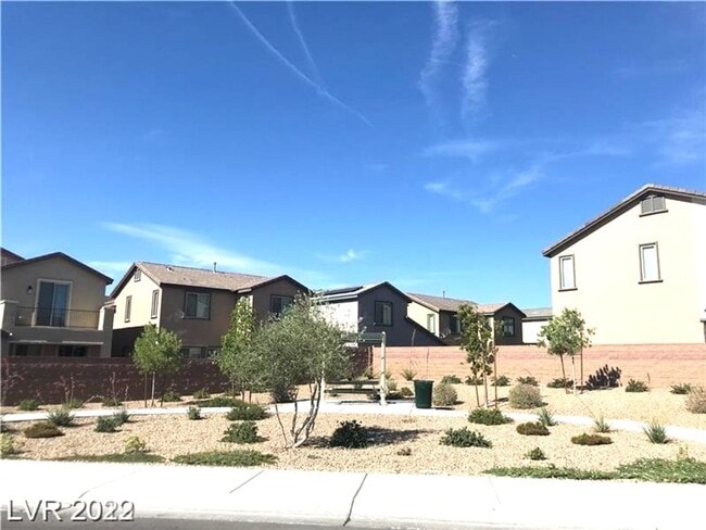 Building Photo - Smart Home. Henderson Beauty In Gated Comm...