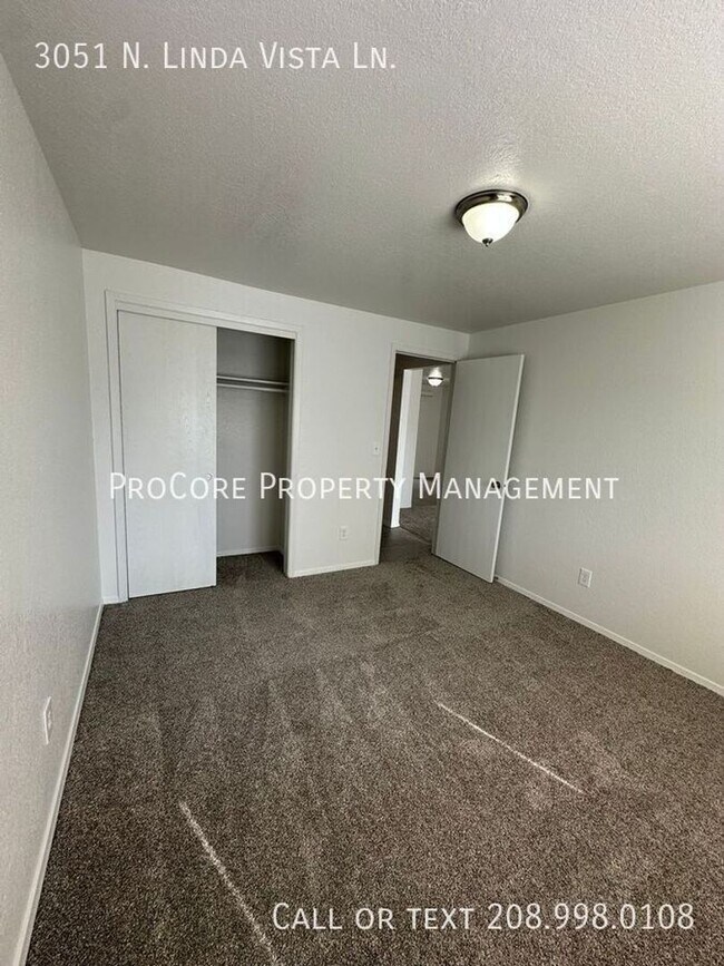 Building Photo - 3051 N Linda Vista Ln