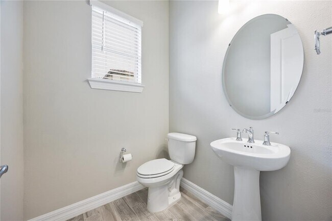 Building Photo - 8077 Leaf Grv Cir