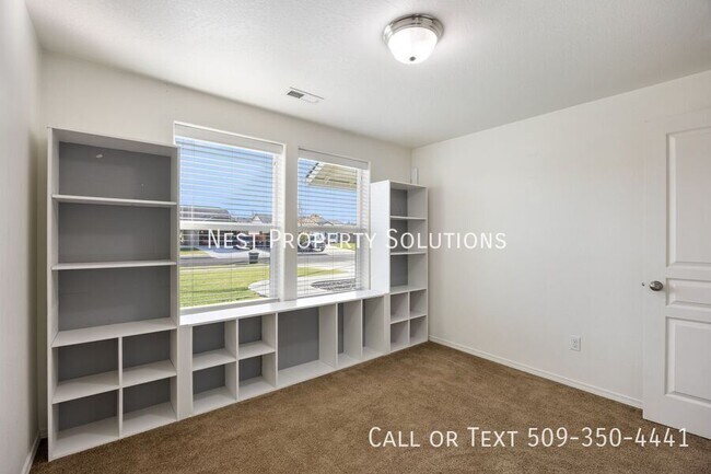 Building Photo - 814 S Wilder St