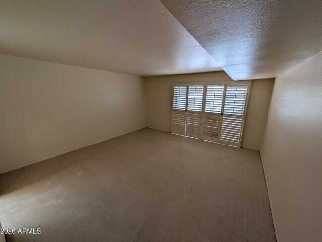 Building Photo - 5650 N 78th Pl