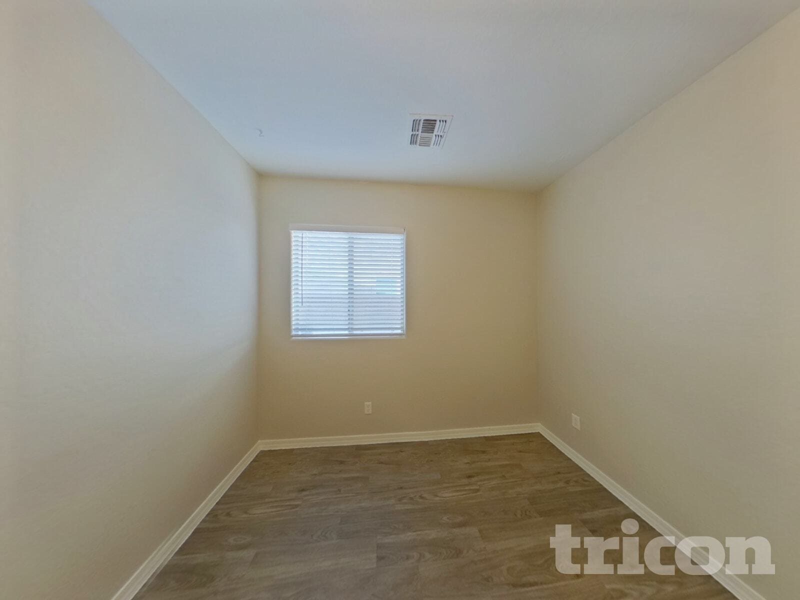Building Photo - 21338 N Denver Ct