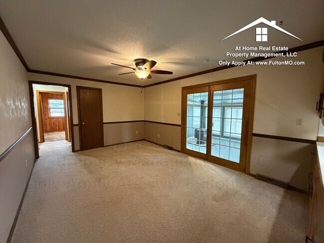 Building Photo - 1803 N School Blvd