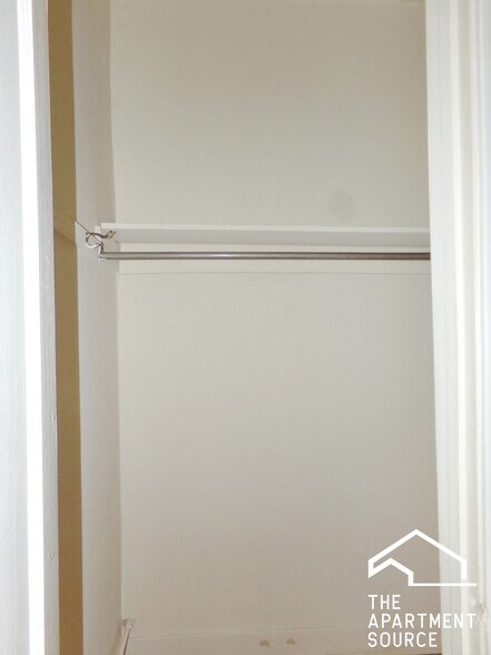 Building Photo - 1025 Dempster St