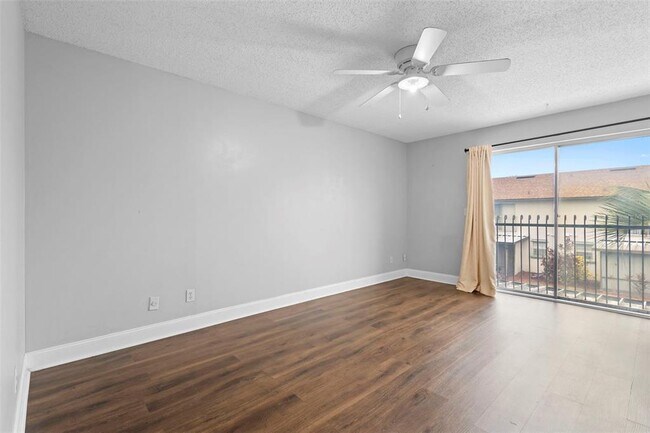 Building Photo - 5126 St Charles Ln