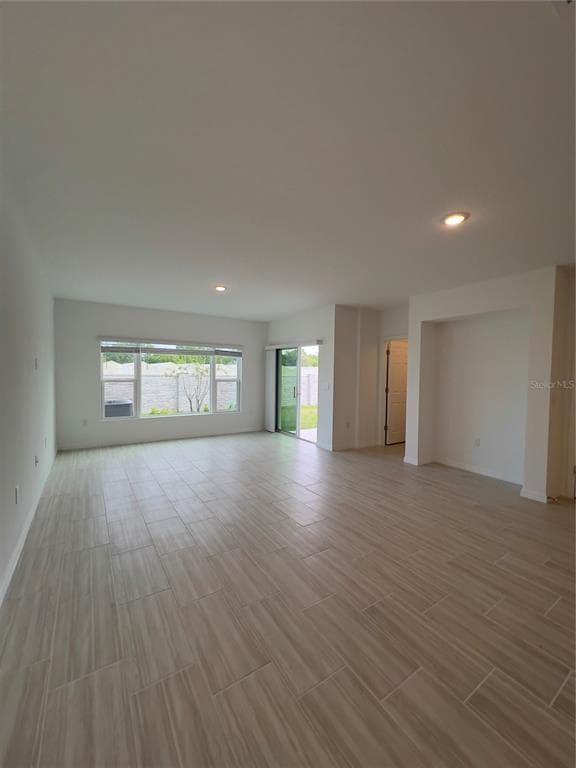 Building Photo - 471 Thompson Vlg Ave