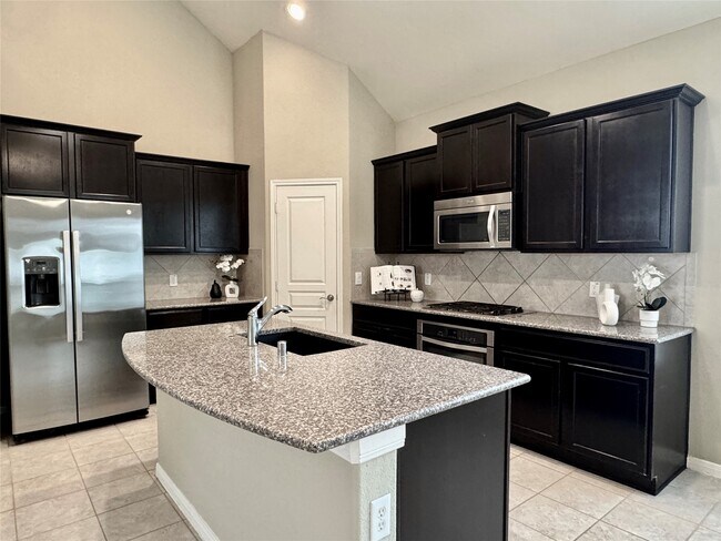 Building Photo - 6418 Burgess Heights Ln