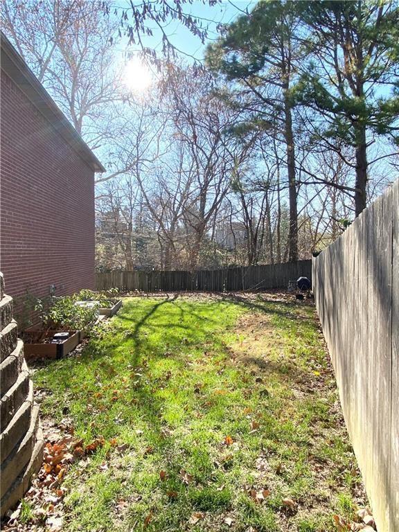 Building Photo - 1806 NW Mustang Ave