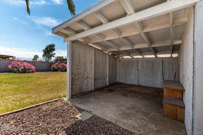 Building Photo - 2396 N Central Dr