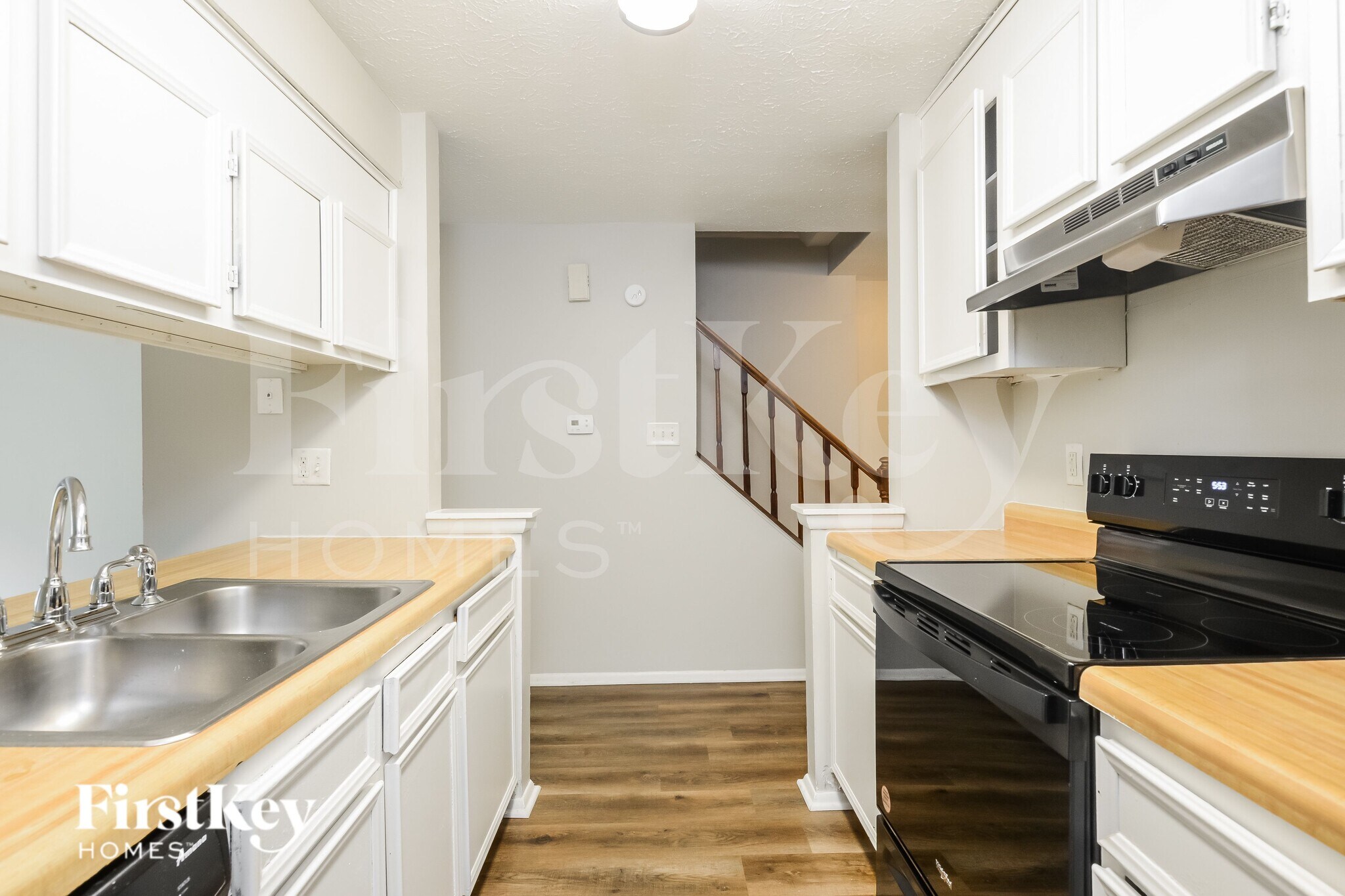 Building Photo - 6847 Cross Key Dr