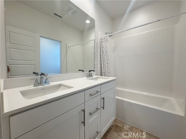 Building Photo - 11016 Summertree Dr