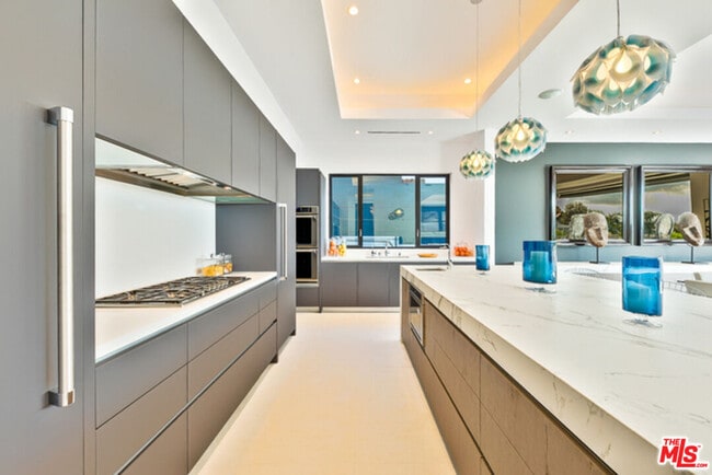 Building Photo - 2030 Talmadge St