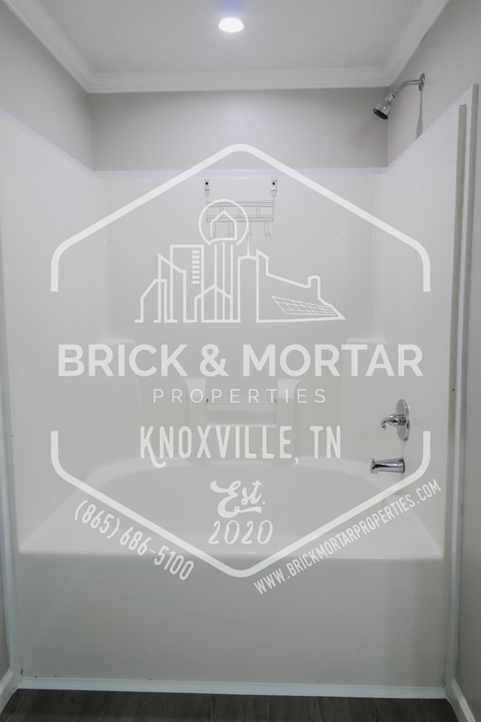 Building Photo - 1733 Lively Rd