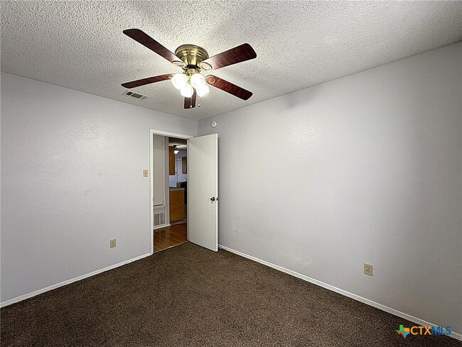 Building Photo - 3610 Bacon Ranch Rd