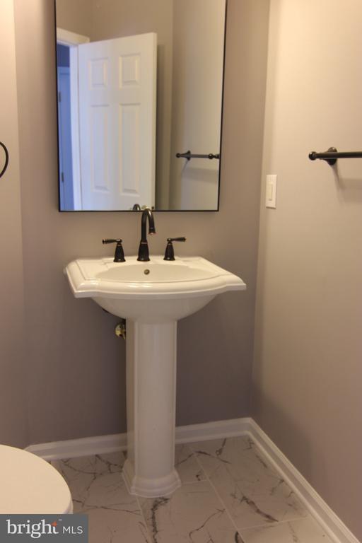 Building Photo - 25783 Fenian Ct