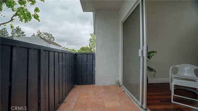 Building Photo - 18645 Hatteras St