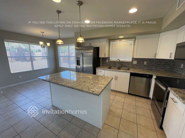 Building Photo - 7464 E Keats Ave