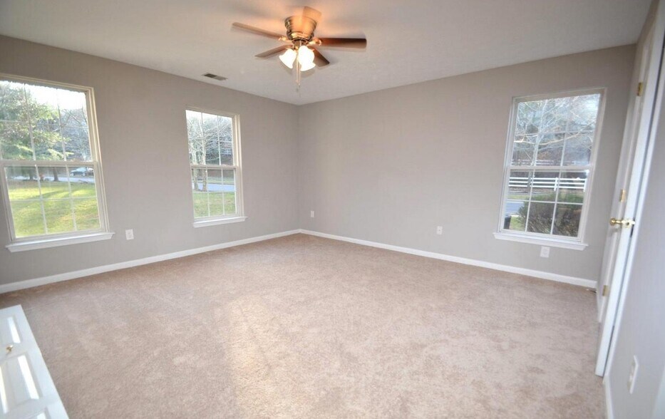 Building Photo - 9745 Reese Farm Rd