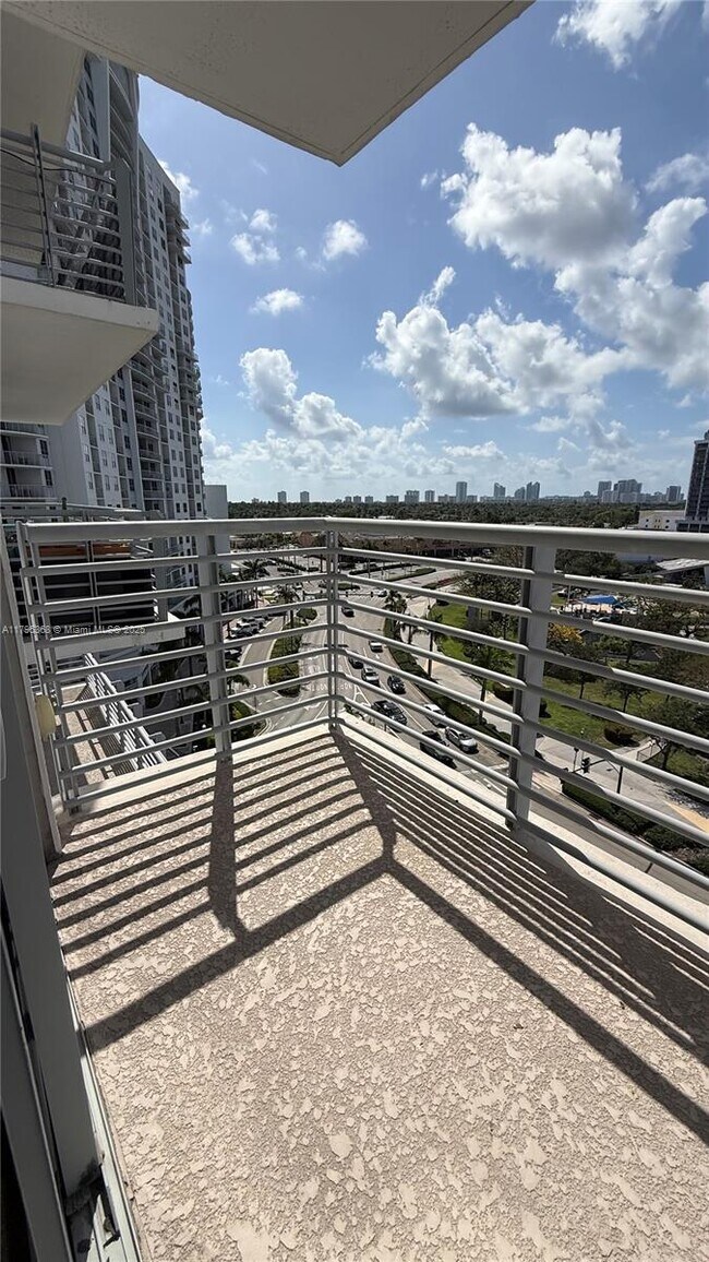 Building Photo - 1830 Radius Dr