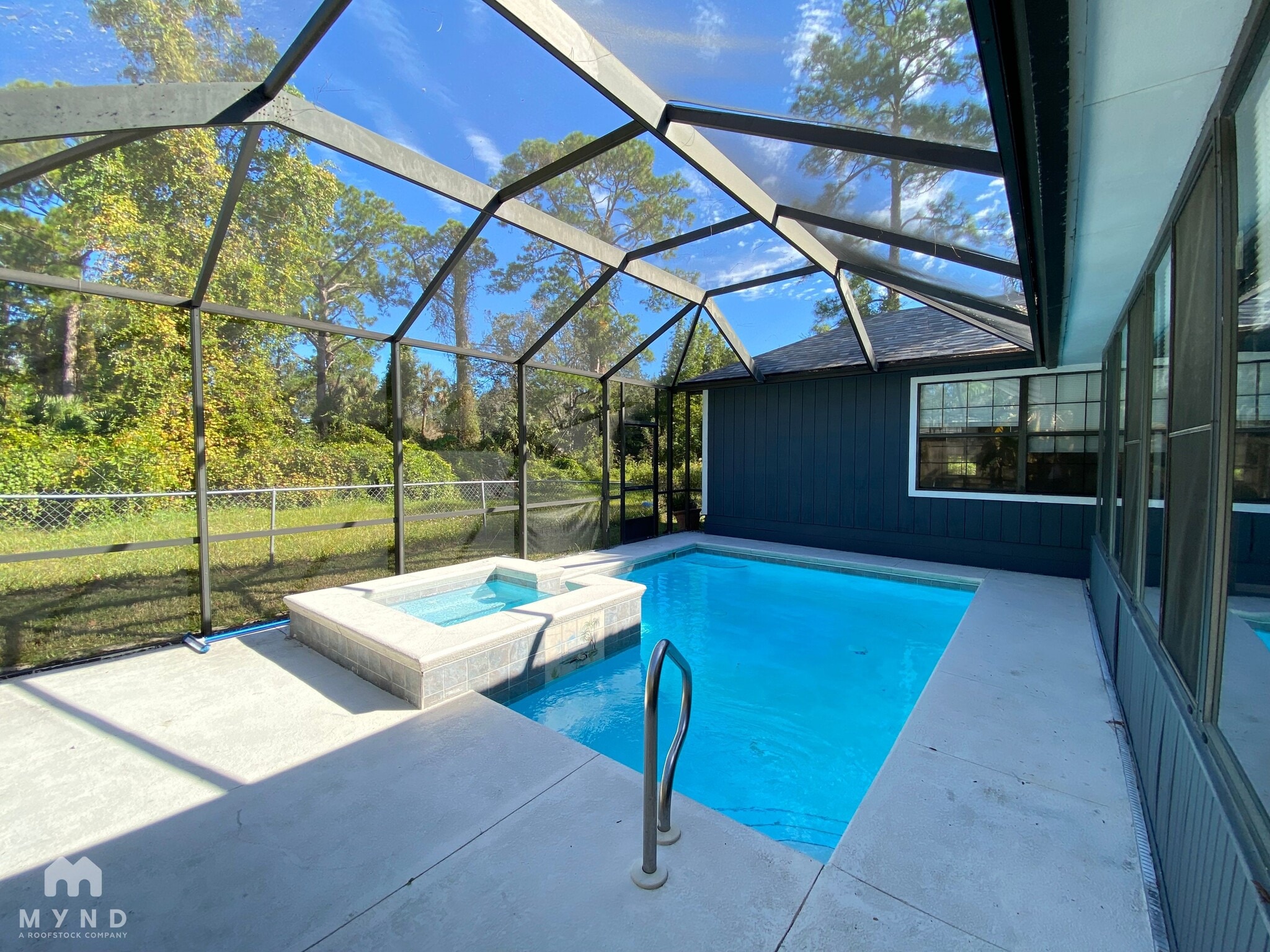 Building Photo - 209 Gerona Rd