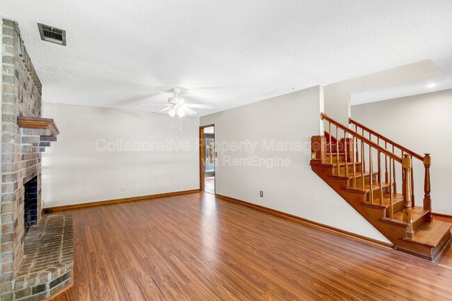 Building Photo - 157 Boyd Dr